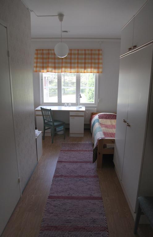 Opintola Bed & Breakfast Norinkyla Bilik gambar
