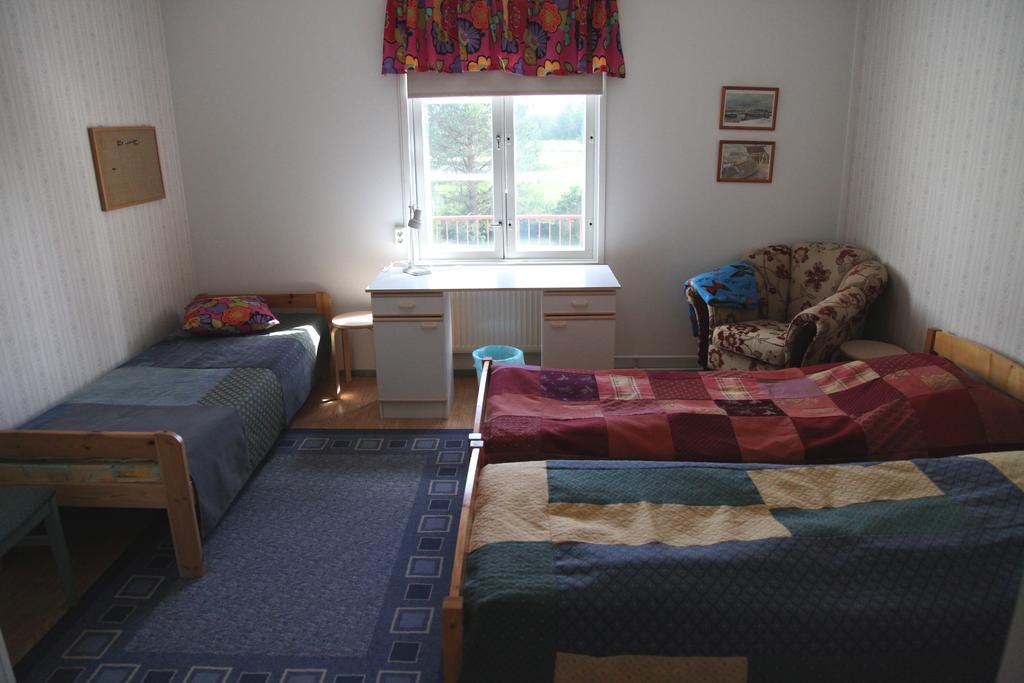 Opintola Bed & Breakfast Norinkyla Bilik gambar