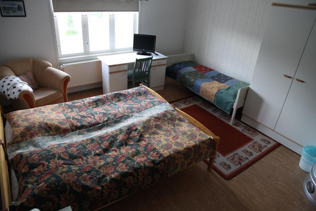 Opintola Bed & Breakfast Norinkyla Bilik gambar
